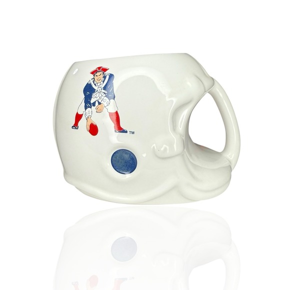 NFL NEW ENGLAND PATRIOTS 1986 SPORTS CONCEPTS INC CERAMIC FOOTBALL HELMET‎ MUG - Picture 1 of 8